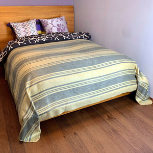 Soft and Warm Striped Alpaca Llma Wool Blanket - 248x155cm Jaydee Bedding