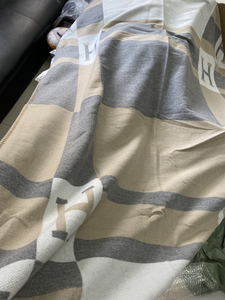 Luxury Soft Cashmere/Wool Shawl Blanket- 130cm x 180cm