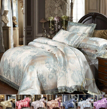 Load image into Gallery viewer, Jacquard Floral Quilt Cover Set
