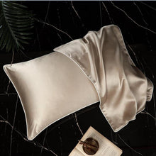 Load image into Gallery viewer, 100% Mulberry Silk Pillowcase  48CM*74CM 9 Colours- With Piping JaydeeBedding