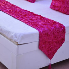 Load image into Gallery viewer, Luxury Floral Bed Runner