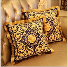 Load image into Gallery viewer, European Gold Velvet Cushions Cover