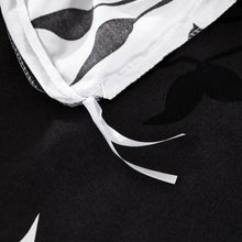 Load image into Gallery viewer, Reversible Floral Quilt Cover Set