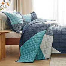 Load image into Gallery viewer, Floral Checked Quilted Patchwork Comforter Bedspread Set Queen Size Coverlet Rug